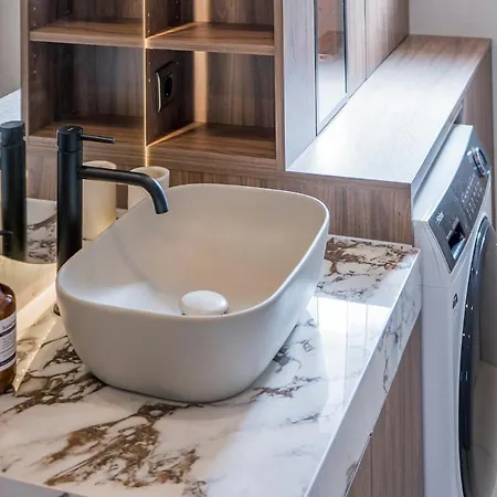 Boutique Design Apartment, Split- Quiet Base Near The Old Town דירה ספליט