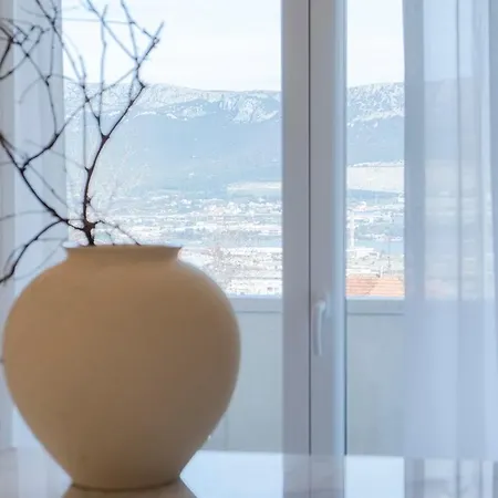 Boutique Design Apartment, Split- Quiet Base Near The Old Town Lejlighed